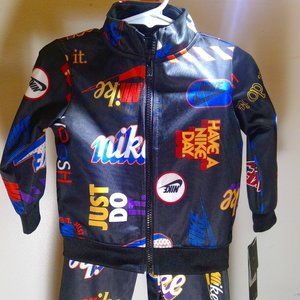 NIKE TRACK SUIT- NWT- NIKE LOGO PRINT-UNISEX- 2 PIECE SIZE 18MONTH